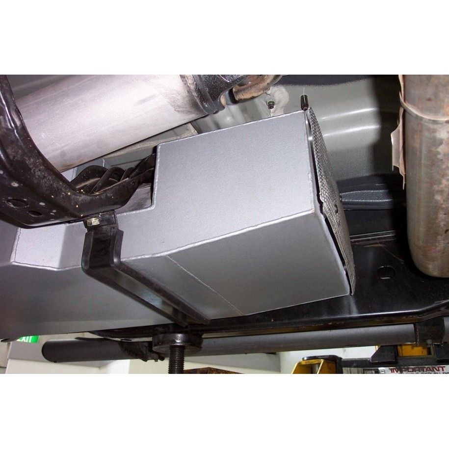 NNDCRD40 Réservoir de remplacement LRA 140L pour Nissan Navara D40 NNDCRD40 Réservoir de remplacement LRA 140L pour Nissan Navara D40