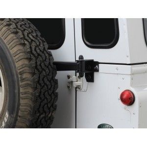 Porte roue de secours pour un Land Rover Defender 90/110 (1983-2016) Station Wagen - de Front Runner RBLD001