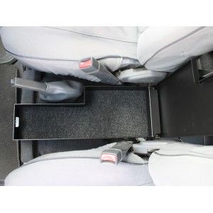 Coffre-fort sous la console d’une Toyota Land Cruiser 76 - de Front Runner SAFE009