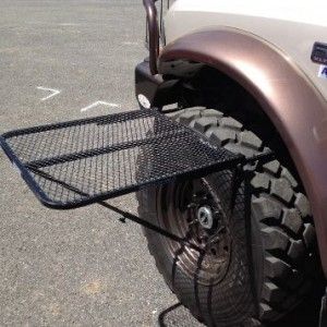 Table sur pneu pliable ultra-compacte pour 4x4 / Vanlife / Bivouac