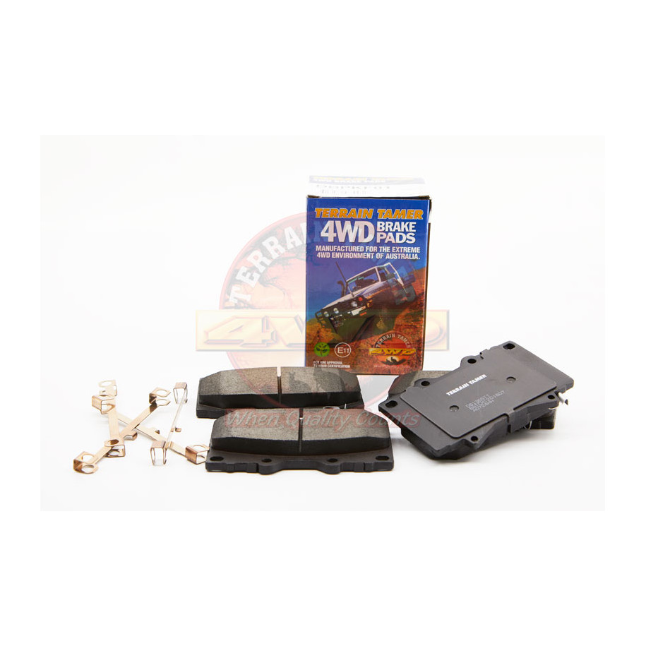 PLAQUETTES AVANT ET KIT DE MONTAGE