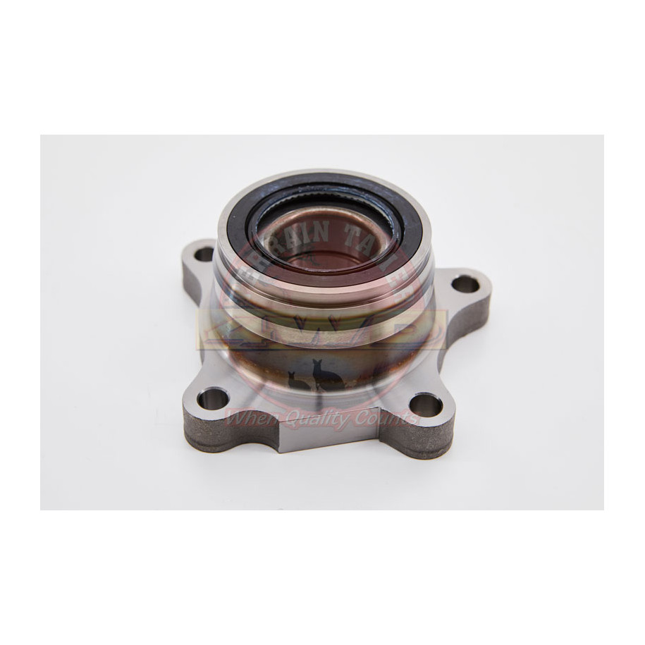 HUB & BRG ASSY REAR R/H WITHOUT ABS