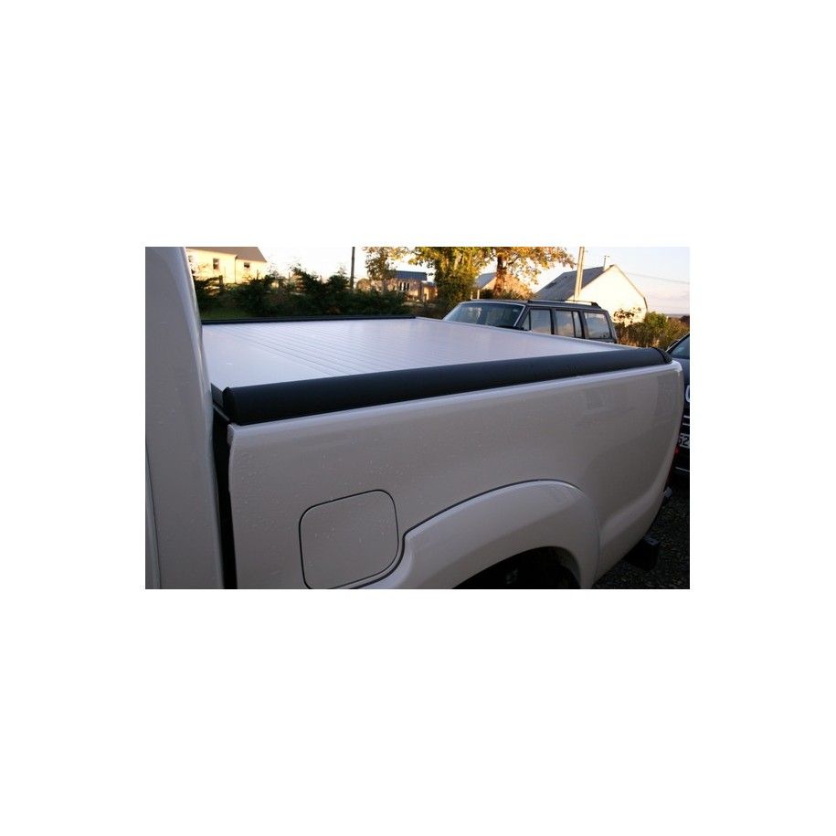 Rideau coulissant Mountain Top Hilux REVO Extra cabine 2016 Rideau coulissant Mountain Top Hilux REVO Extra cabine 2016