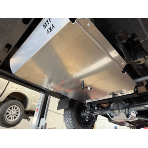 Desert Service Shop Mercedes Sprinter Hymer MLT Waste Water Skid plate