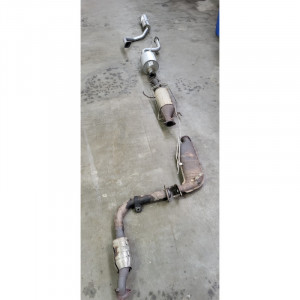 Catalyst replacement tube on Mitsubishi L200 Triton 136 or 170hp models from 2006