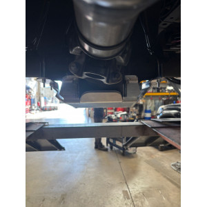 Mercedes SPRINTER W906 and W907 rear axle nose guard BLDV38A