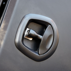 Hardtop aluminium V3 ROCKALU Dodge Ram 1500 2009+ Crew Cab (Avec RamBox)