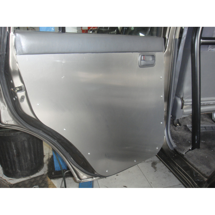 Panneaux de portes arrières en aluminium de 2.5mm pour Toyota Land Cruiser HDJ80 N4-Offroad
