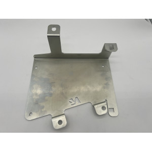 Platine support d'accessoires dans compartiment moteur Toyota HDJ100 N4-Offroad