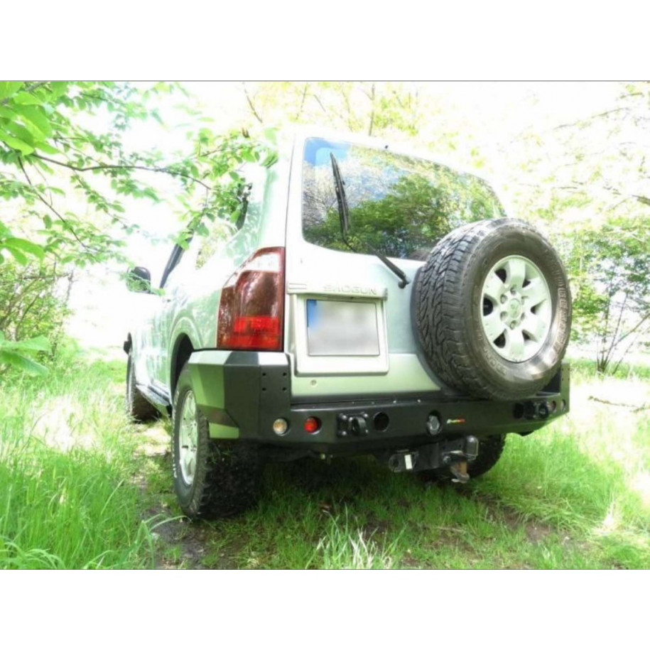 Pare-chocs Arrière F4X4 – Mitsubishi Pajero III (3 Portes / Court)
