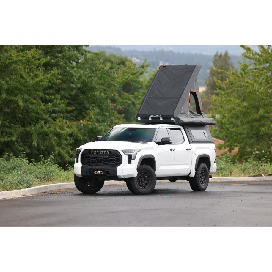 Hardtop Contour Full-size avec fenêtre Toyota Tundra benne 5.5" 2022+ Alu-Cab