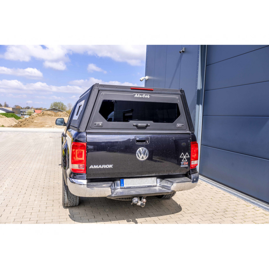 Hardtop Contour noir lisse avec fenêtre latérale Volkswagen Amarok 2010-2022 DC Alu-Cab