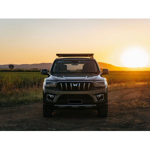 Montpellier4x4 | Front Runner Kit de barres de toit Slimline II pour Mahindra Scorpio (2023-Current)