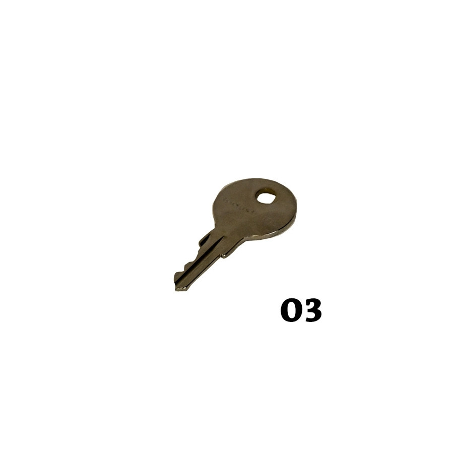 Improve your offroad experience with Alu-Cab Canopy key 03