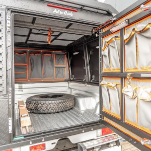 Canopy Camper Toyota Land Cruiser 79 cabine simple en noir